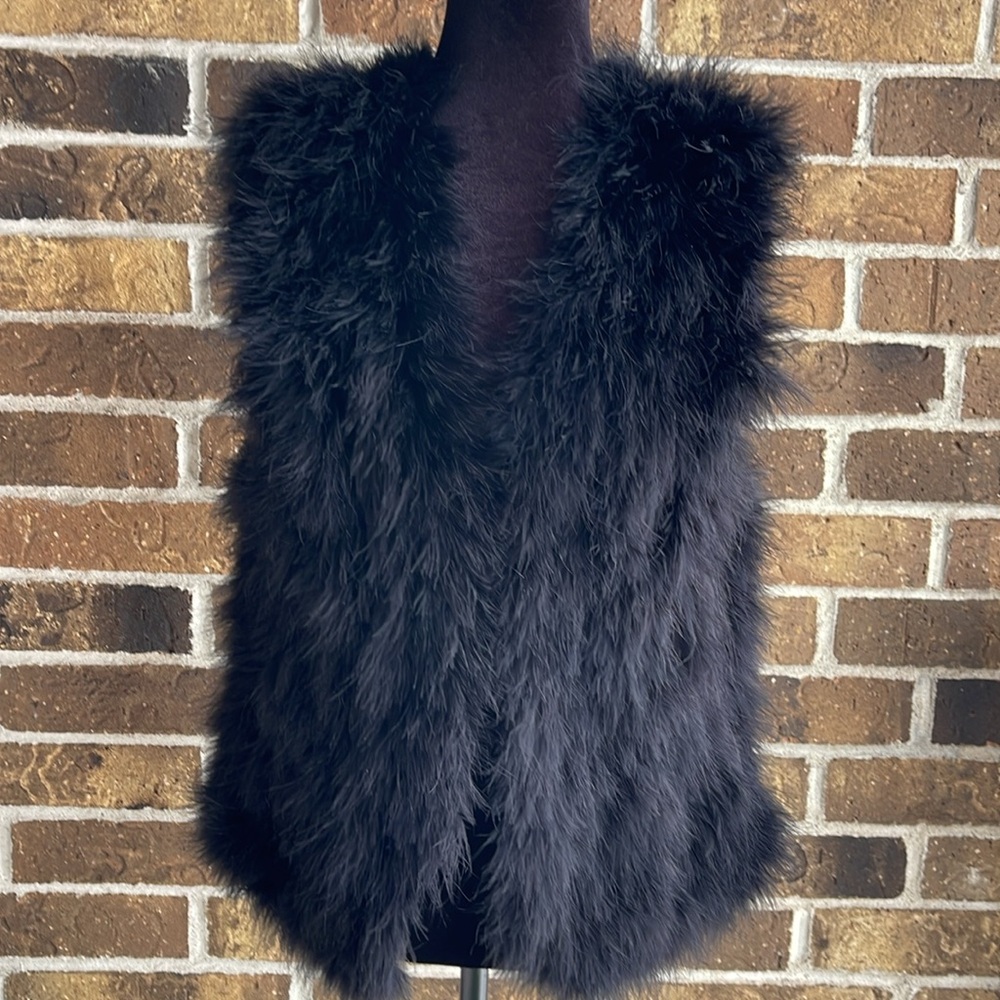 CLUB MANOCO Black Ostrich Feather Vest - Picture 4 of 11